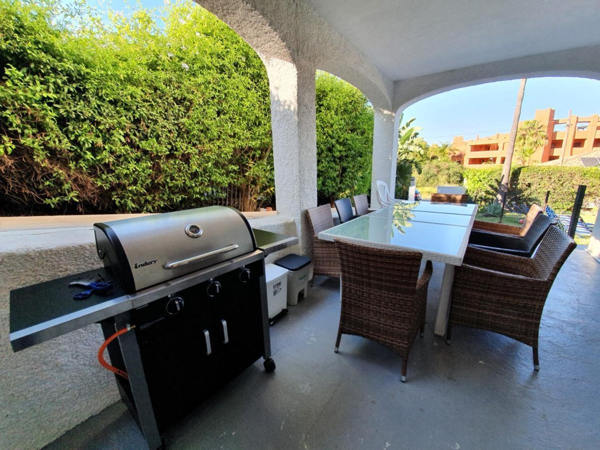 Beautiful 5 Bedroom Villa, Sea Views, Private Pool, Estepona Newly Refurbished 외부 사진