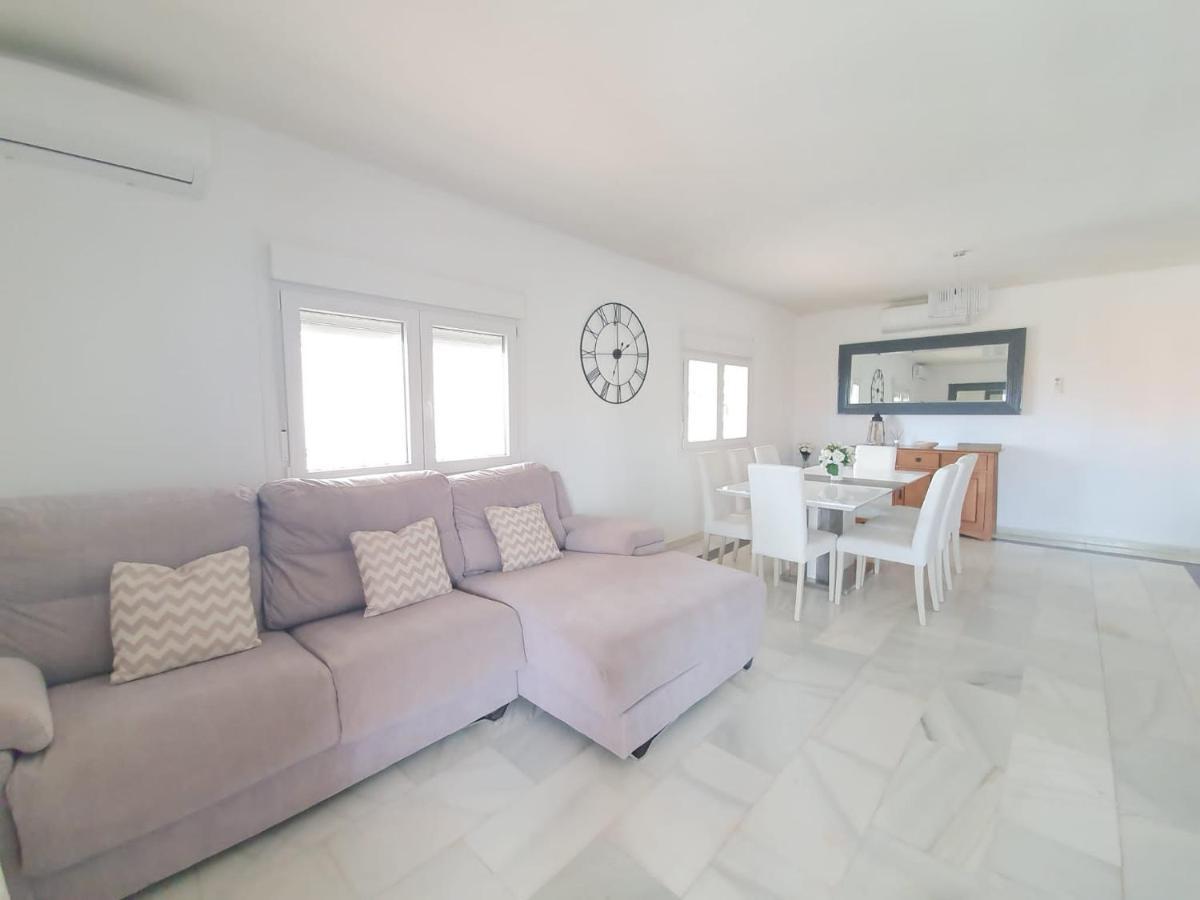 Beautiful 5 Bedroom Villa, Sea Views, Private Pool, Estepona Newly Refurbished 외부 사진
