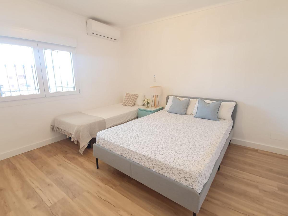 Beautiful 5 Bedroom Villa, Sea Views, Private Pool, Estepona Newly Refurbished 외부 사진
