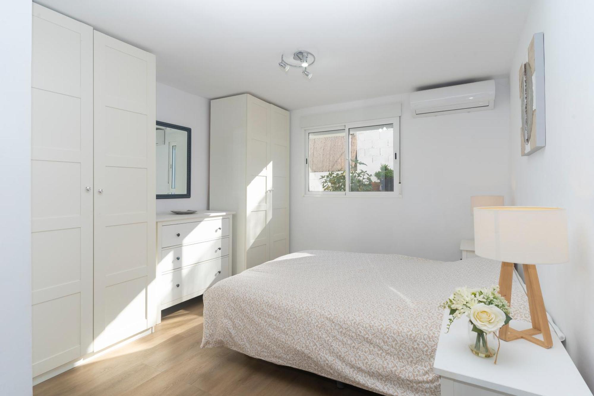 Beautiful 5 Bedroom Villa, Sea Views, Private Pool, Estepona Newly Refurbished 외부 사진
