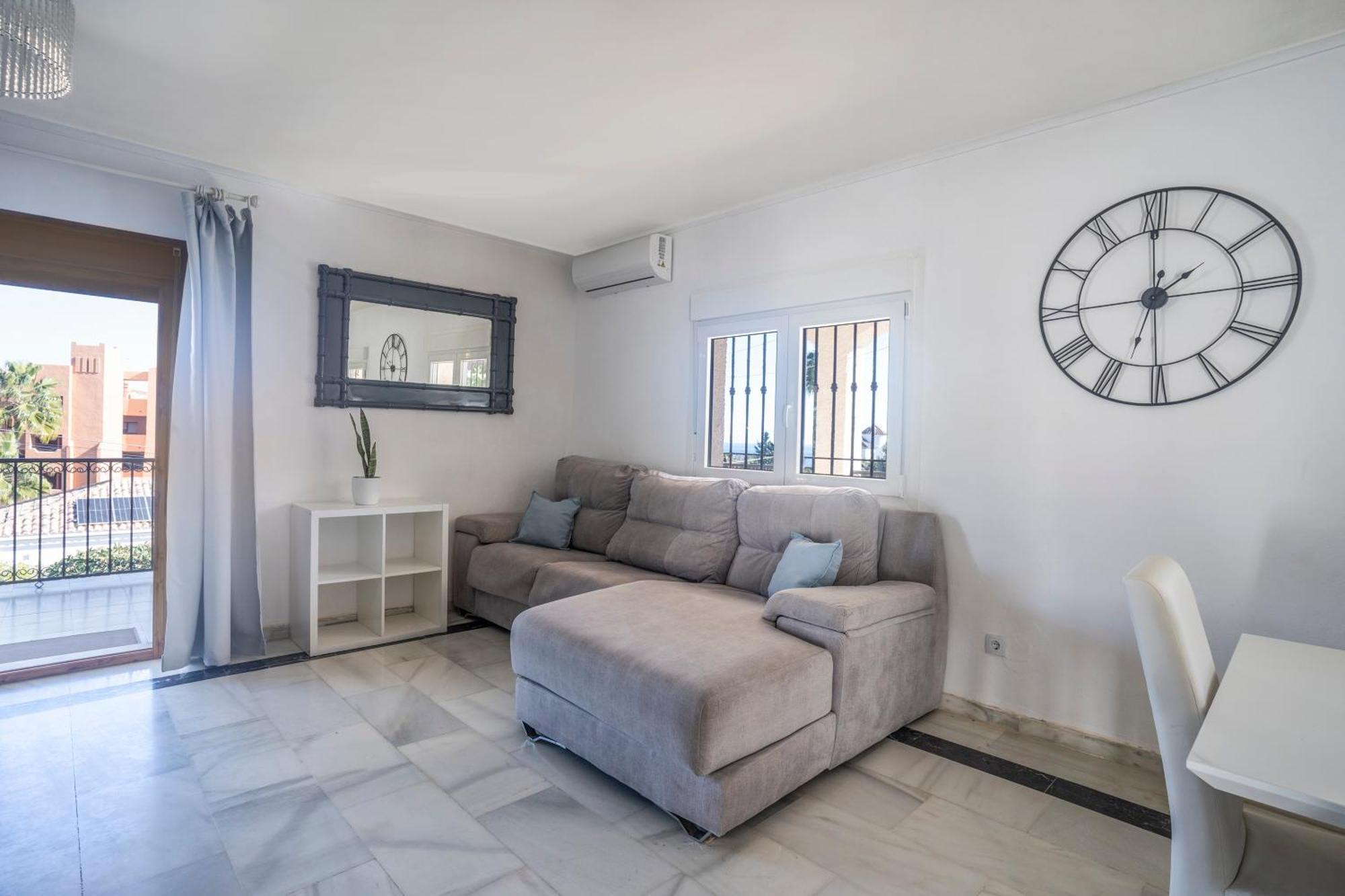 Beautiful 5 Bedroom Villa, Sea Views, Private Pool, Estepona Newly Refurbished 외부 사진