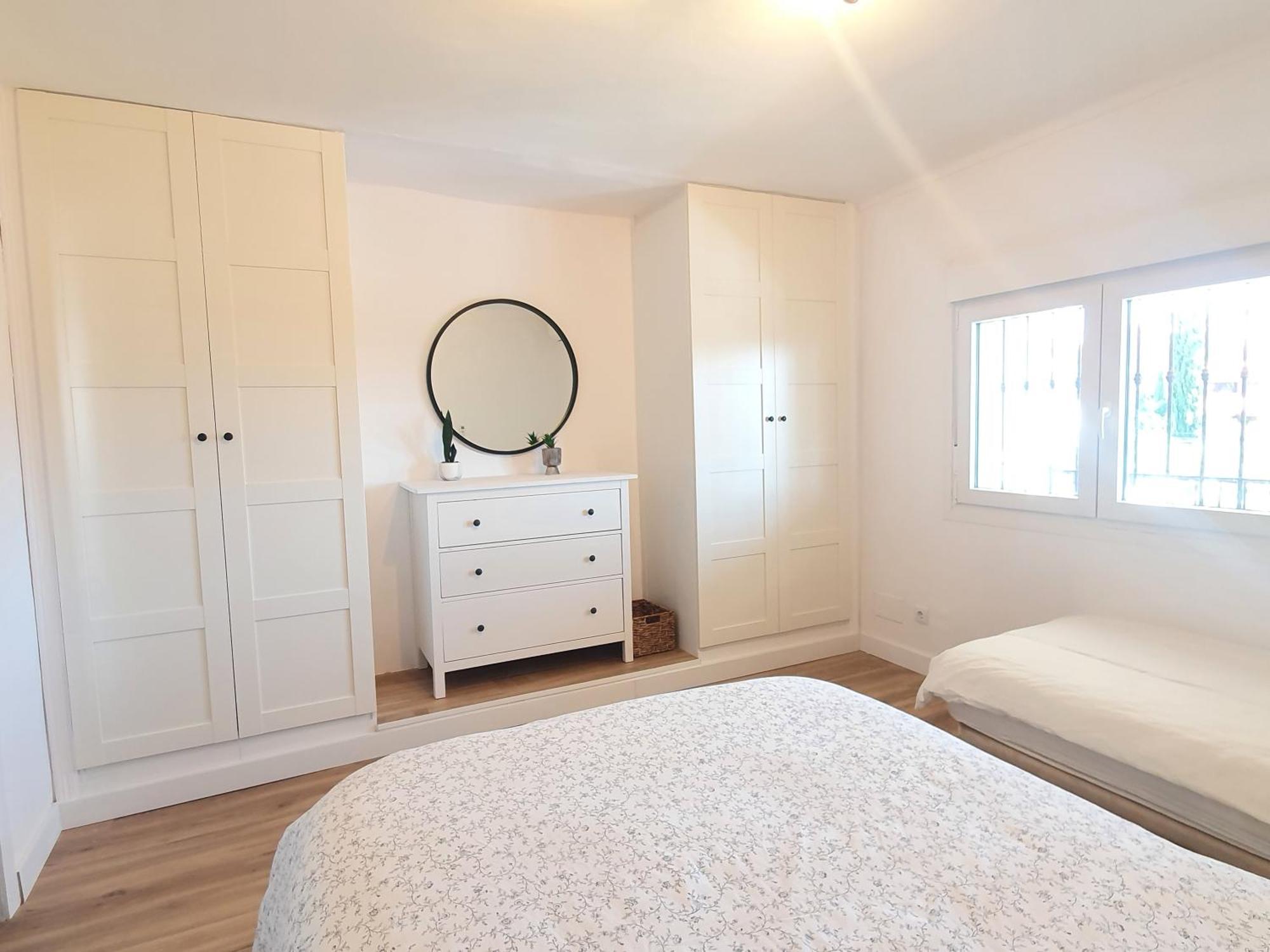 Beautiful 5 Bedroom Villa, Sea Views, Private Pool, Estepona Newly Refurbished 외부 사진